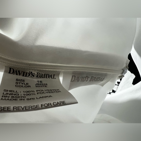 White Embellished Sleeveless V-Neck A-Line Dress - Picture 11 of 12